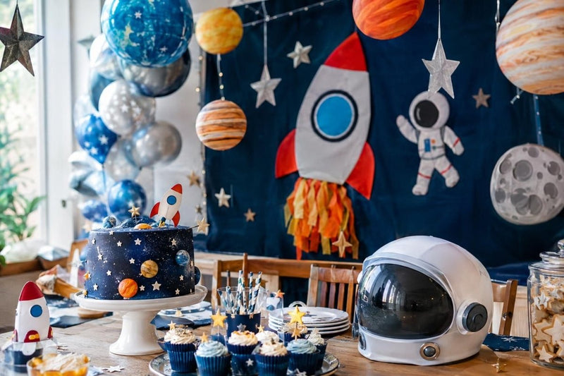 Weltraum-Geburtstag: Raketen-, Astronauten- und Sternendeko für kleine Raumfahrer - Ballonking.ch