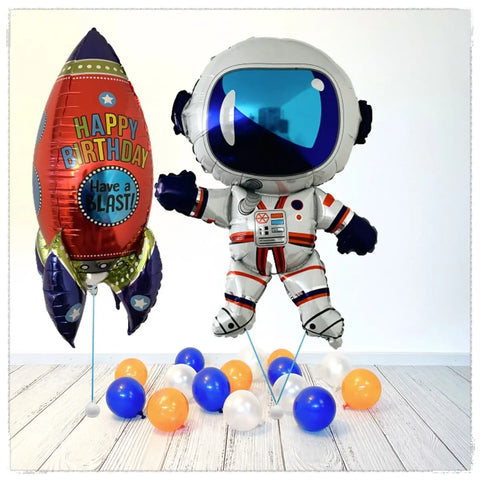 Astronaut und Rakete Happy Birthday Ballon Bouquet  (mit Helium gefüllt)