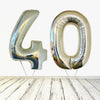 Ballon numéro 40 en argent holographique XL (rempli d'hélium) 