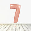 Ballon numéro 7 XL en or rose (rempli d'hélium) 